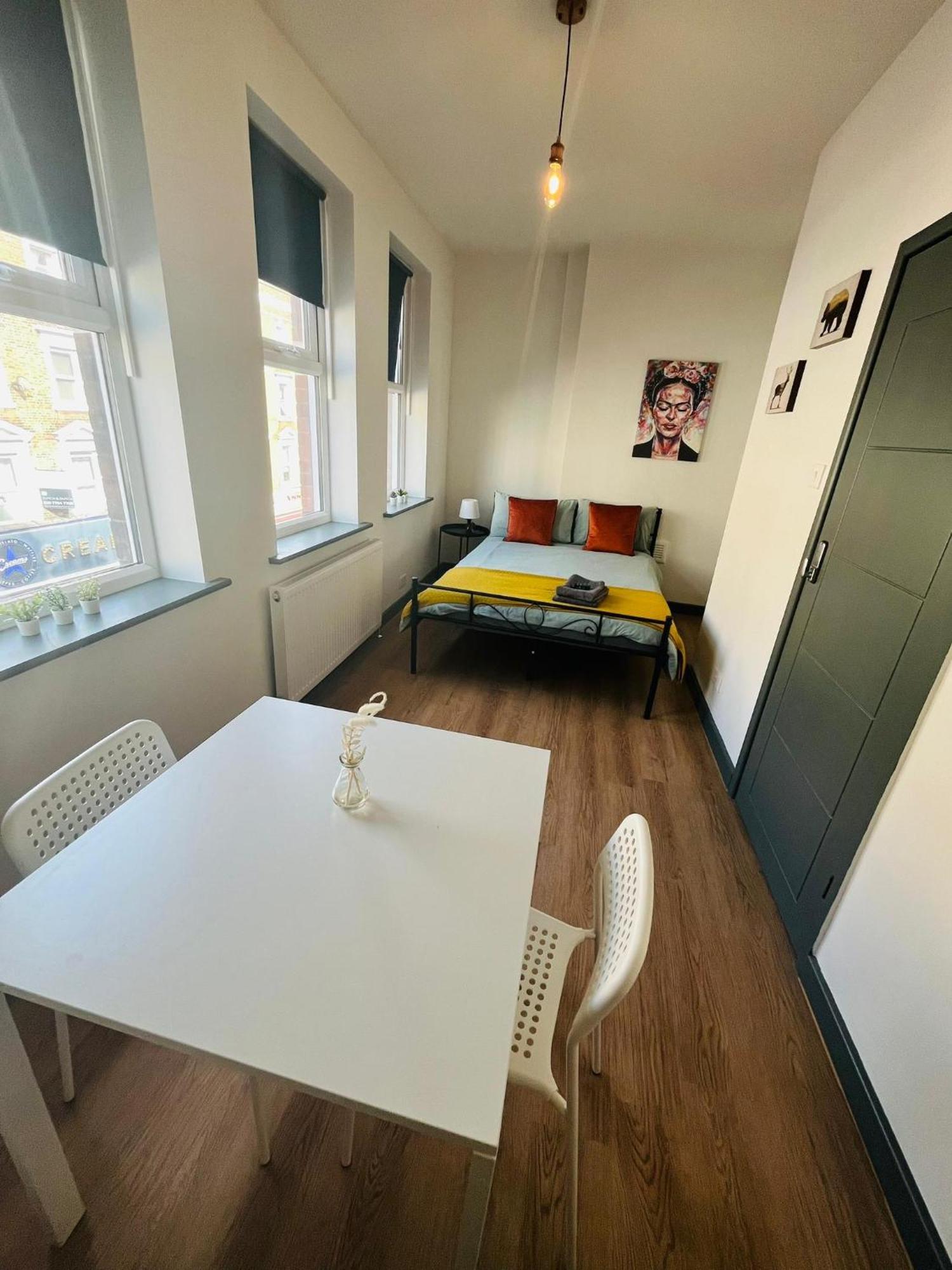 Kilburn Guest 167 Gasthof *